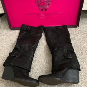 Vince Camuto Black Boots 7